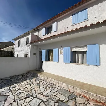 Casa Aconchegante Em Vila Ferrel (Leiria)