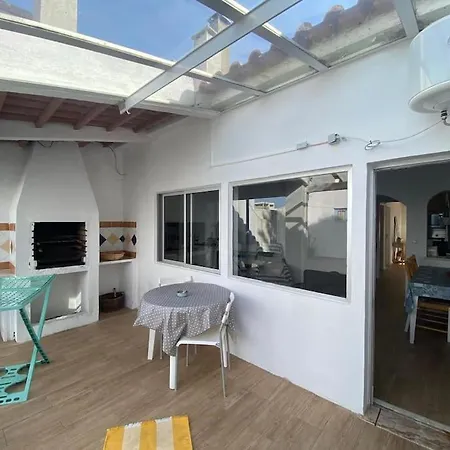 Villa Casa Aconchegante Em Ferrel (Leiria)